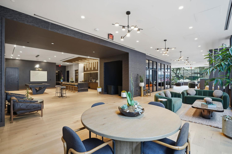 Others 5, CozySuites - Remi, Dallas