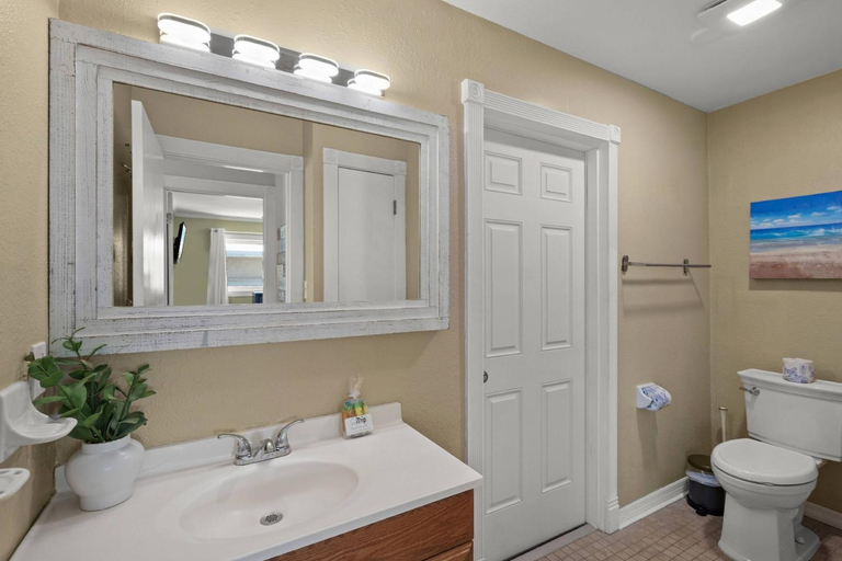 Bathroom 3, Coastal Breeze Siesta (D) - Pelican, Sarasota