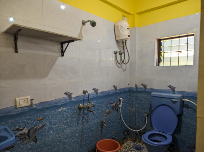 Bathroom 3, Shree Sai Beach Stay, North Goa