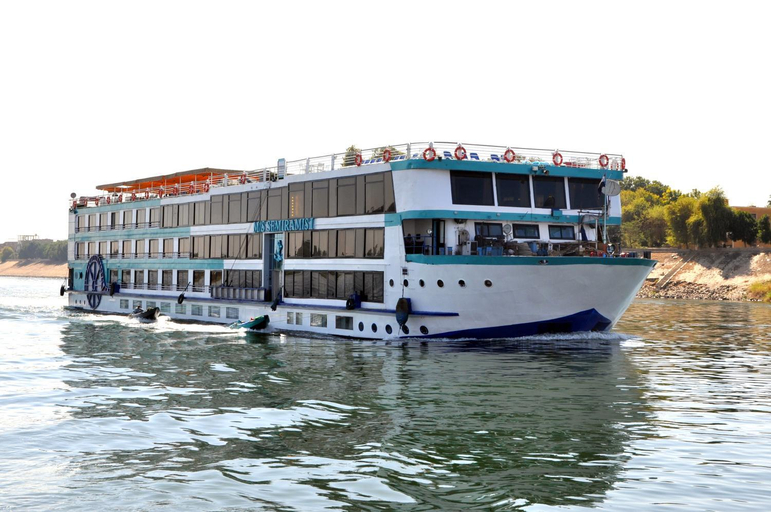 Exterior & Views 2, SUNRISE Semiramis I Cruise, Luxor