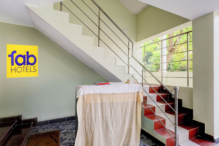 Reception 4, FabHotel Dream Inn - Mogappair East, Chennai
