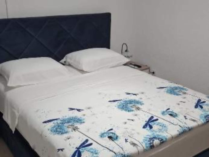 5, Studio Sineva, Šibenik