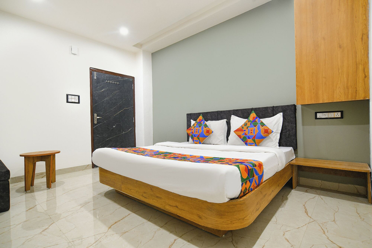 Room 5, Fabhotel Paradise Inn, Indore