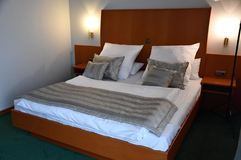 Bedroom 4, LANDHAUS LENGEDE Hotel, Peine