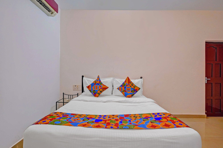 Room 5, Via 3 Olives, North Goa