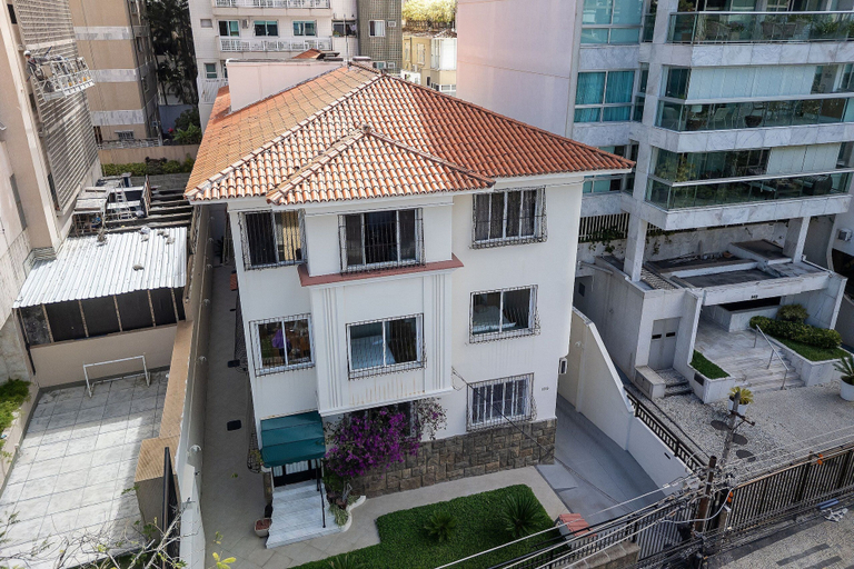 Exterior 3, Leblon | 3 Quartos, 2 min da Praia - por Casapē Rio, Rio de Janeiro