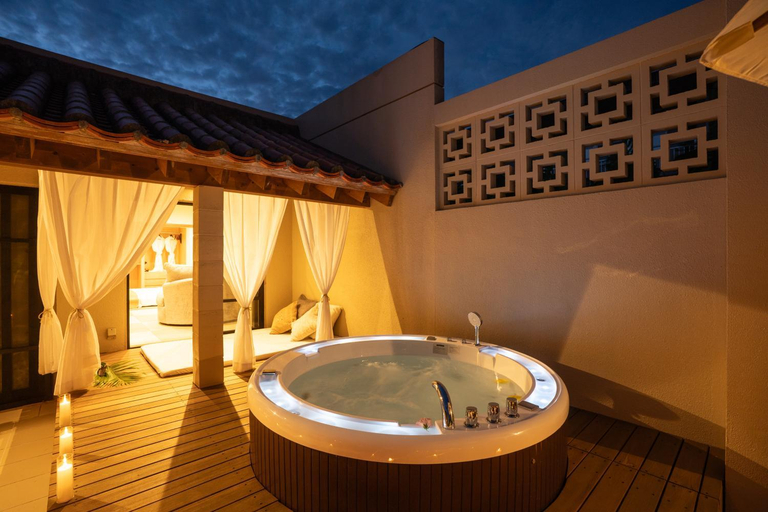Hot tub 5, THE GARDEN Bise, Motobu