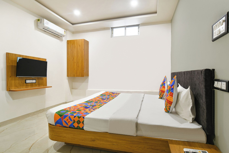 Room 4, Fabhotel Paradise Inn, Indore