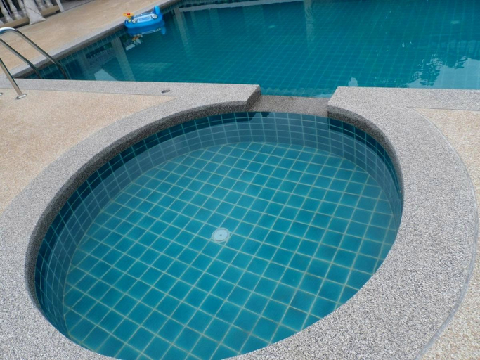 Sport & Beauty 5, Khaolak Summer House Resort, Takua Pa