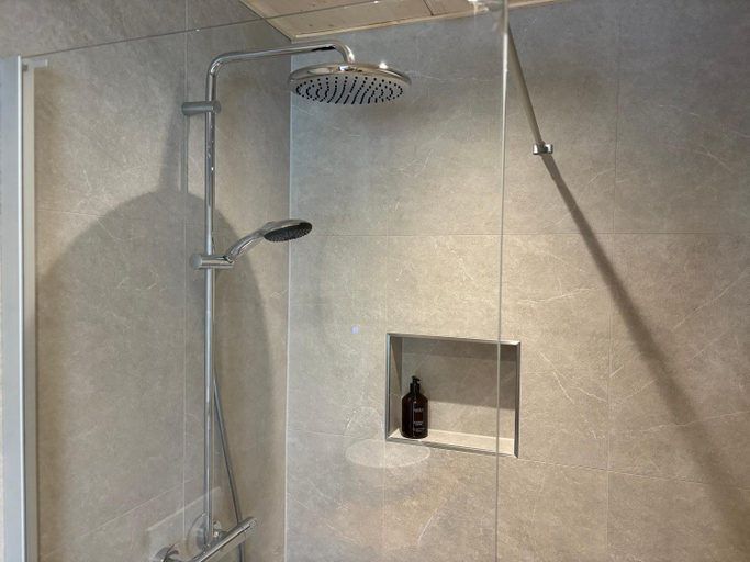 Bathroom 3, Mallnbach Apartments, Spittal an der Drau