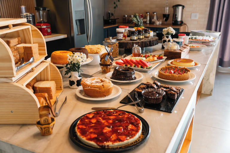 Breakfast buffet, Mont Hermon Hotel Castro, Castro