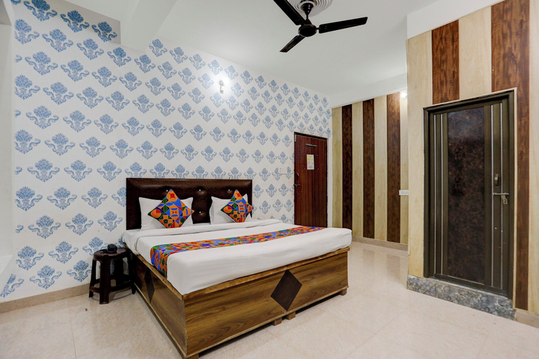 Room 4, Via Atithi Inn, Varanasi