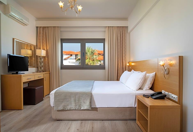Bedroom 3, Flegra Palace, Central Macedonia