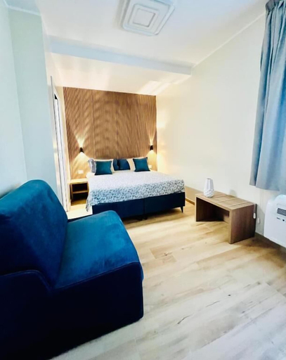 Bedroom 5, Casa Romano SeaFront, Rome