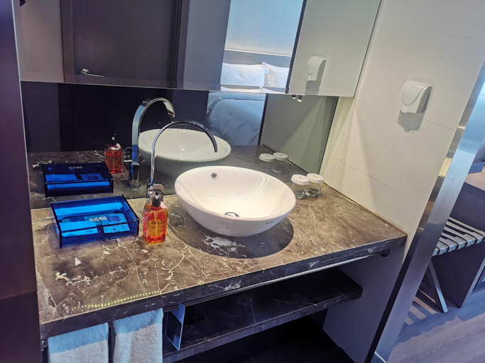 Bathroom 3, Orange Hotel Lanzhou Zhengning Road, Lanzhou