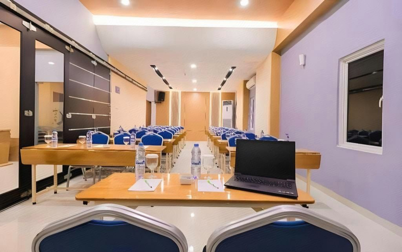 Business Facilities 4, Sishezu Citytel Managed By 3 Smart Hotel, Medan