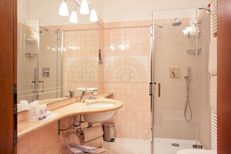 Bathroom 4, Villa Quaranta Tommasi Wine Hotel & Spa, Verona
