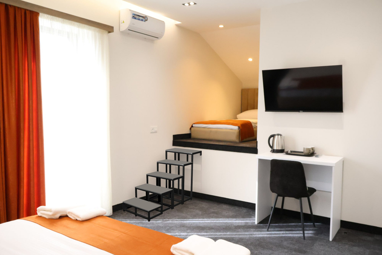 Room 3, New Casa, Yerevan