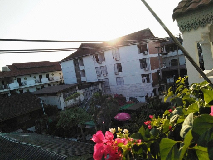 Exterior & Views 2, Northland House Hotel, Muang Chiang Mai