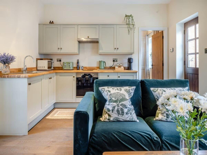 Living area 2, Cheshire Barns, Cheshire West and Chester