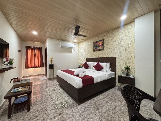 Room 2, The Southern Suites - Vijayawada, Krishna