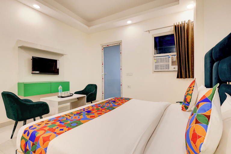 Room 3, Fabhotel Paradise Palace, Ghaziabad