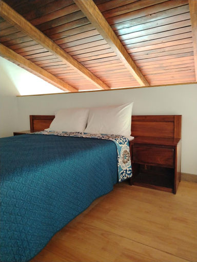 Bedroom 2, Hotel Los Heroes, Tilarán