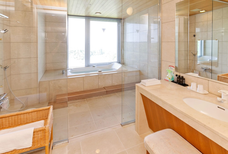 Bathroom 3, KAMENOI HOTEL Aomori Makado, Noheji