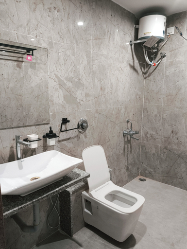 Bathroom 4, INANIYA PALACE AND GARDEN, Jalor