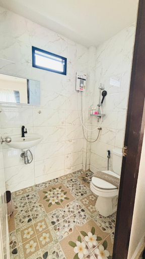 Bathroom 4, Happy Days Villa Koh Larn, Pattaya