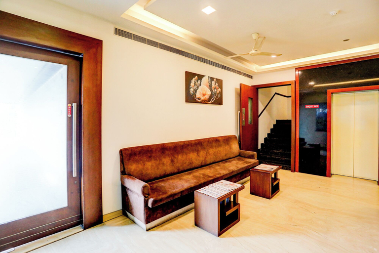 Lobby sitting area 3, Fabhotel Suncity, Krishna
