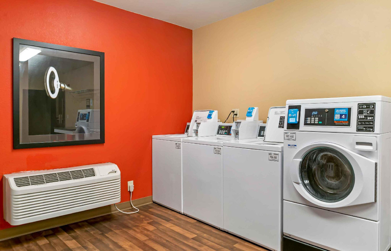 Bathroom, Extended Stay America Suites - Detroit - Dearborn, Wayne