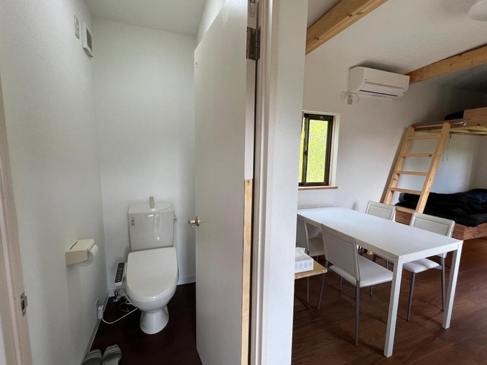 Bathroom 3, Oasis Minamiboso, Minamibōsō