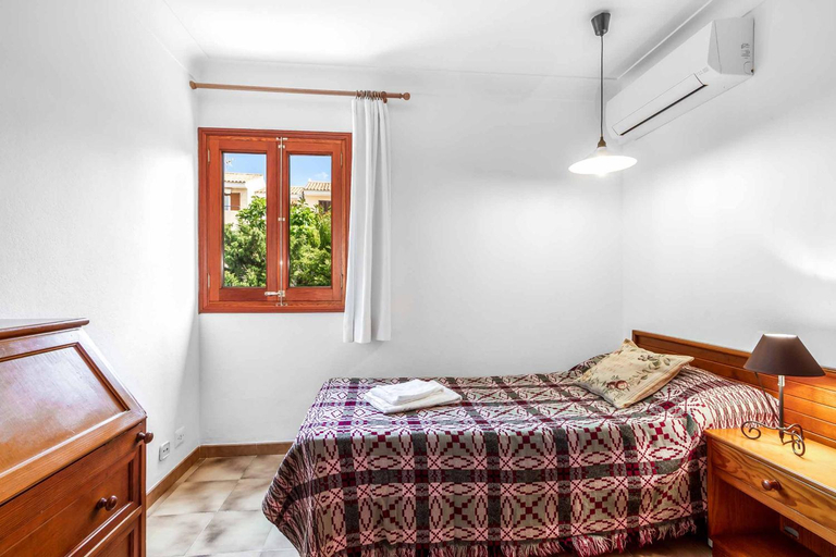Bedroom 2, Villa Voltor Cinco, Baleares