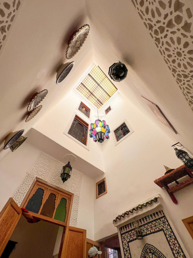 Others 5, Dar Houda, Fès