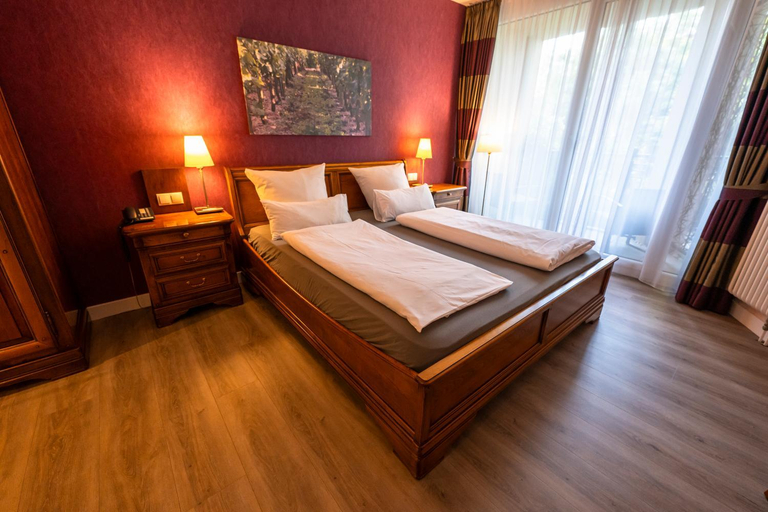 Bedroom 2, Weinquartier Burggarten, Ahrweiler
