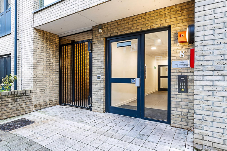 Exterior & Views 2, Spacious and Trendy Shoreditch Flat, London