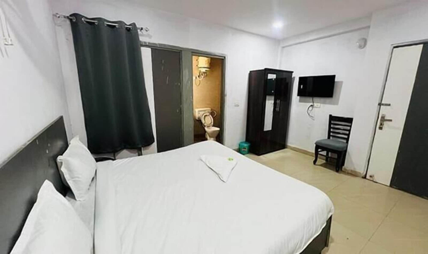 Room 2, Fabhotel Jaipahari Palace, Jaipur