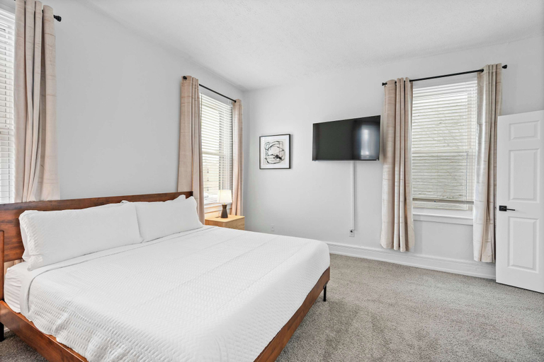 Room 2, Rivers Edge Retreat For 10ppl, Campbell