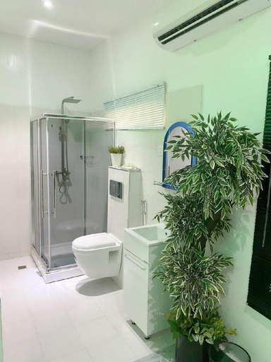 Bathroom 3, 6129 Luxzri Apartment, AbujaMun