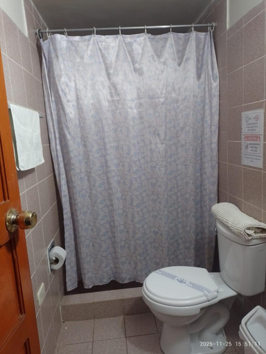 2, HOTEL San Antonio, Puno