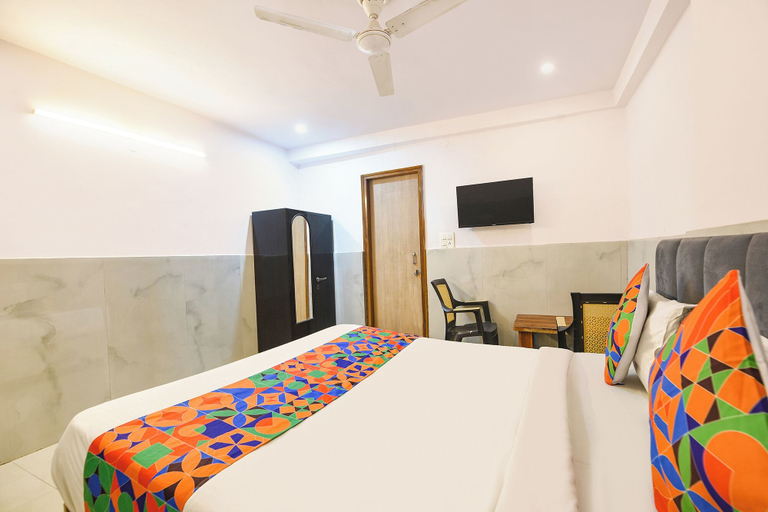 Room 4, Fabhotel HR Residency, Delhi