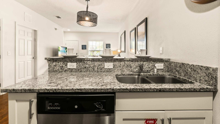 Interior 5, Upstay Modern 3BR Townhome With Pool Near Disney, Osceola