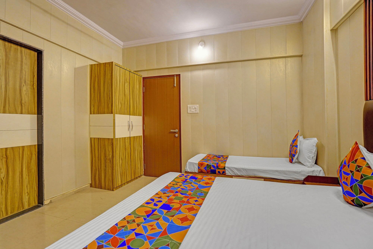 Room 5, Via Lal Sai Residency, Mumbai Suburban