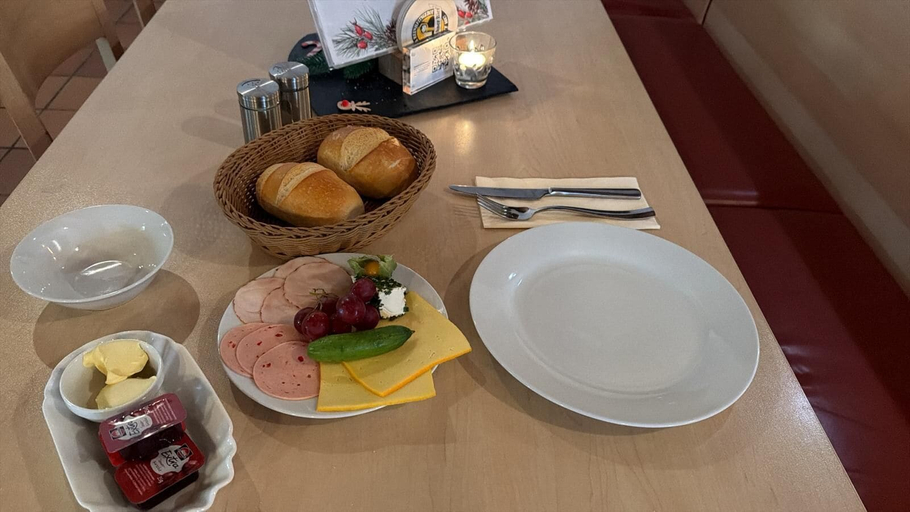 Breakfast meal, Waldherberge Sargenroth, Rhein-Hunsrück-Kreis