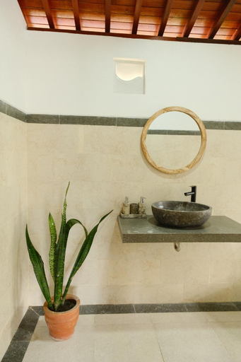 Bathroom 3, villa Purana, Gianyar