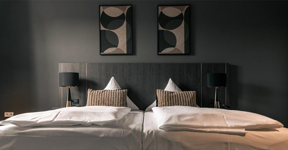 Bedroom 2, Landhaus Gut Halte, Leer