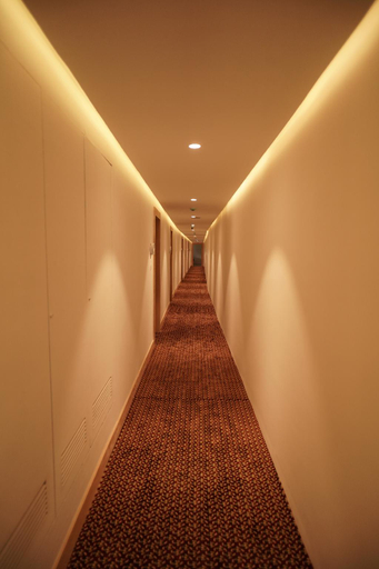 Reception 5, Hotel Harriet, 50m away from temple Rameshwaram, Ramanathapuram
