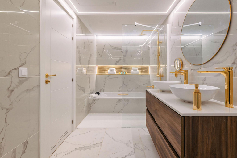Bathroom 4, Grand Horizon Luxury Boutique Suites, Las Palmas
