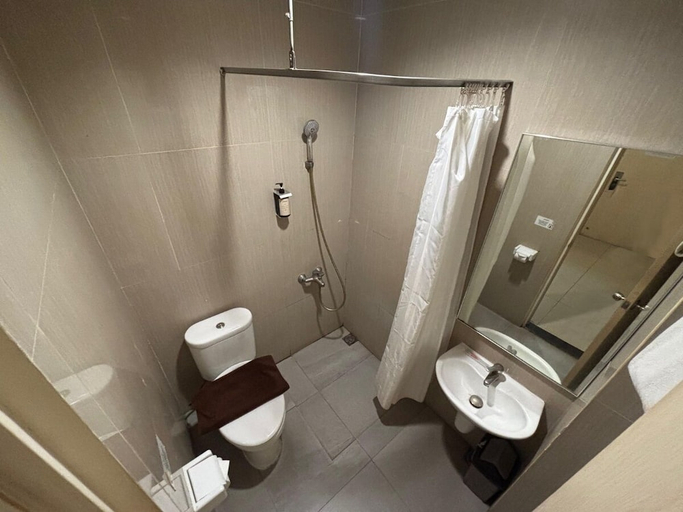 Bathroom 3, D'Bamboo Suites, South Jakarta
